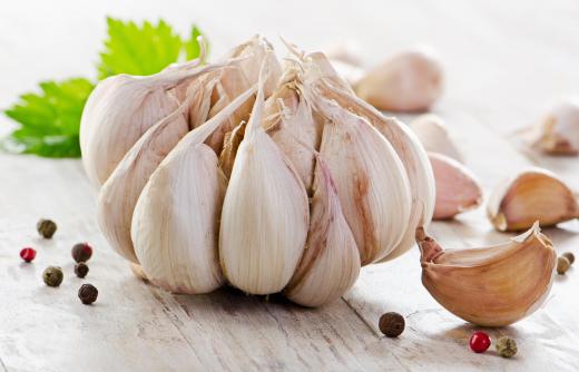 Garlic is a good source of selenium.