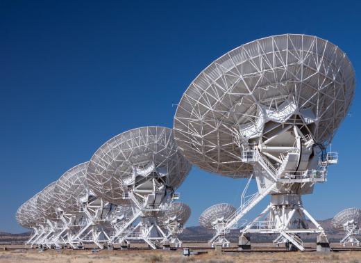 Radio telescope arrays are used to study the exact composition of the interstellar medium.