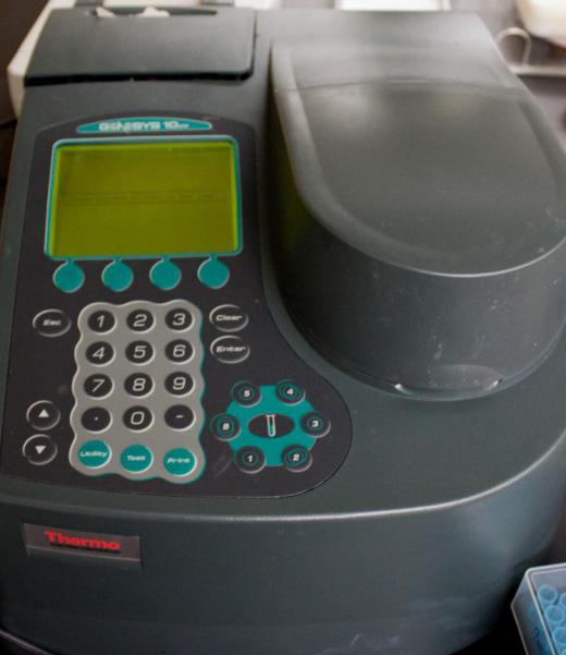 A UV spectrophotometer measures visible light.